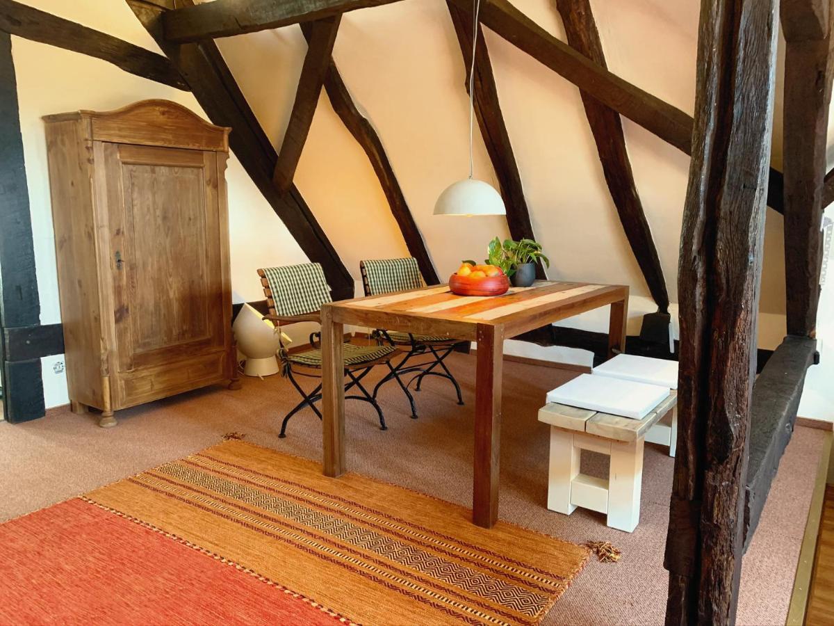 Historische Ferienwohnung Mit Kamin In Lich Exterior foto
